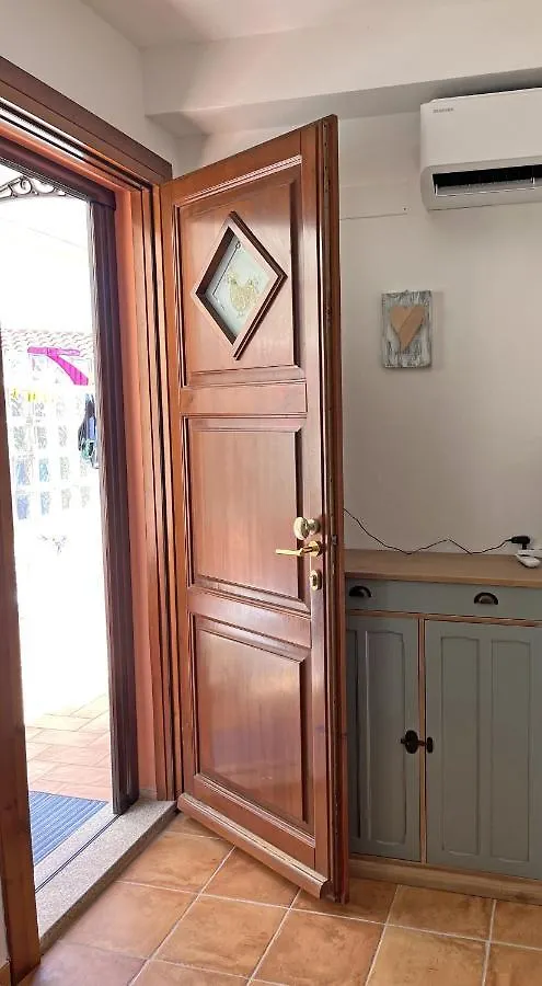 Appartamento La Casa Di Orimari SantʼAntìoco Italia