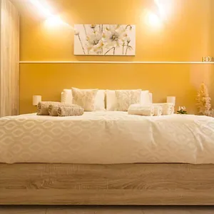 Bed & Breakfast Montellino's Oro, SantʼAntìoco